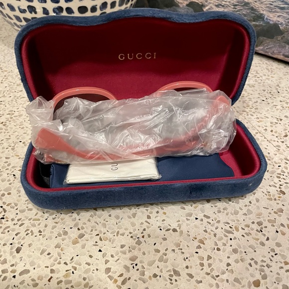 Gucci Mini Running Acetate Sunglasses. New w/tags. - Picture 5 of 6